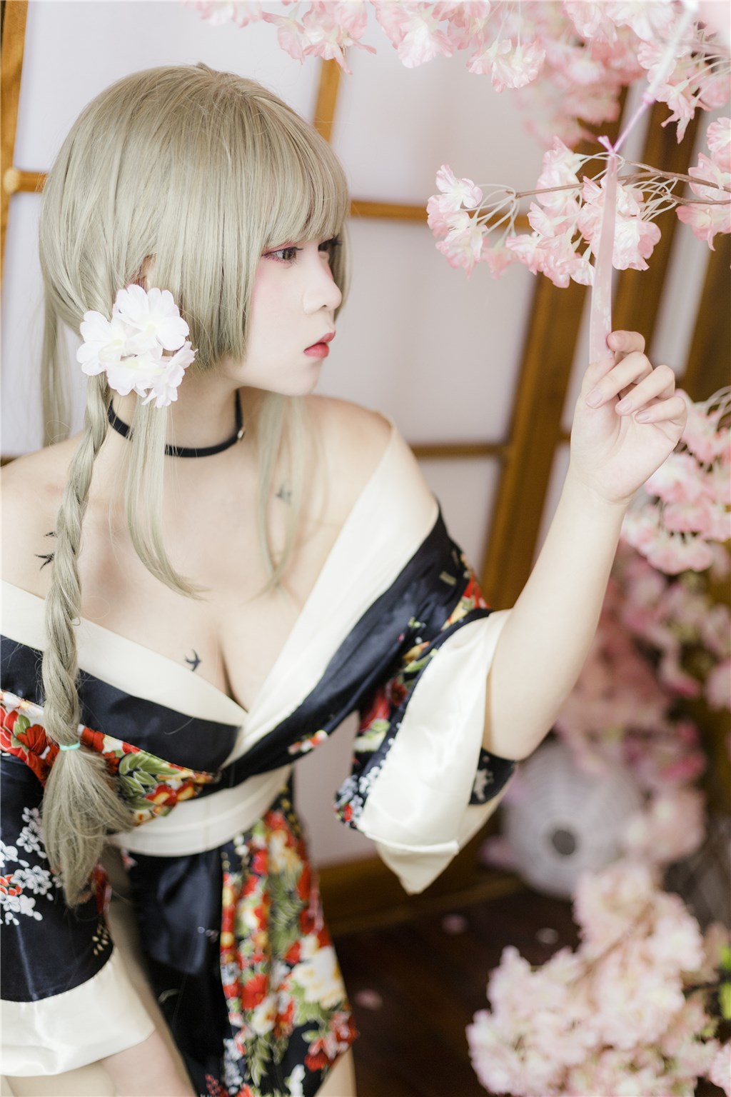 吃瓜黑料情感专题：后台视频中那句低语“不要走”如何点燃全网吃瓜党的狂热